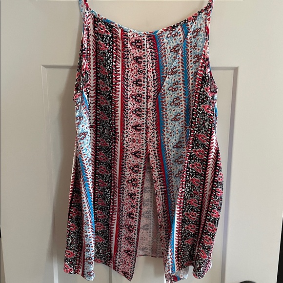 1. State Multicolor Patterned Top - Picture 3 of 3